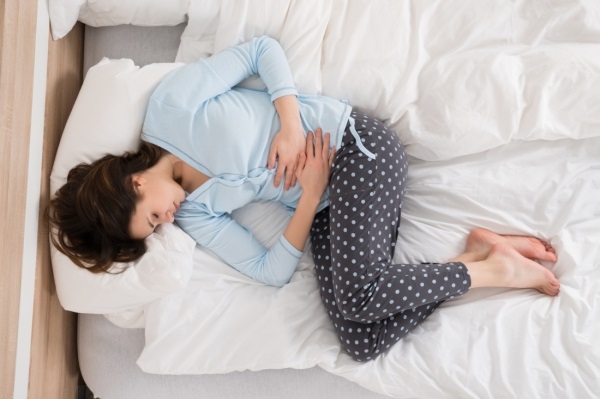 От насморка до бессонницы: 12 неочевидных признаков того, что вы беременны