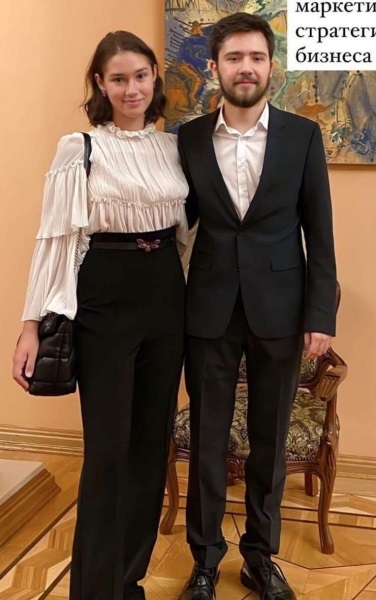 20-летняя дочь Бориса Немцова рассекретила второе замужество