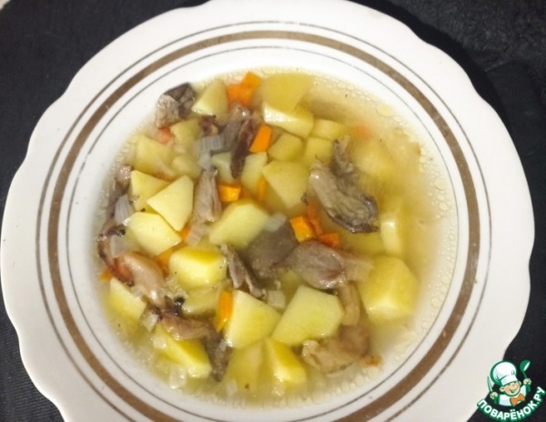 Картофельный суп с вешенками