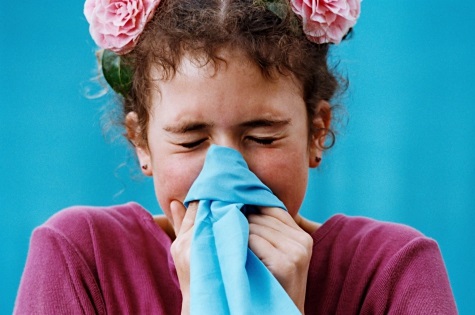 Кровь из носа у ребенка: причины, симптомы и меры неотложной помощи