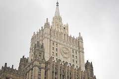 МИД России вызвал посла Латвии из-за сноса советских памятников